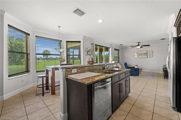1654 Birdie Dr, Naples, Florida 34120
