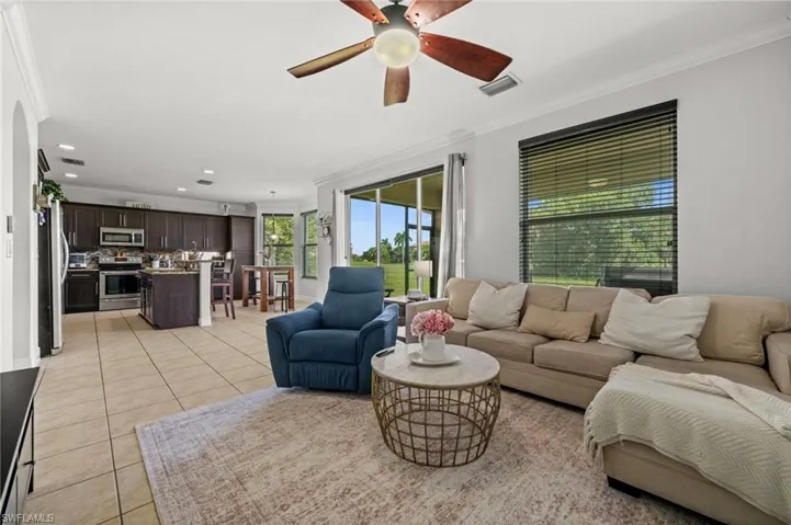 1654 Birdie Dr, Naples, Florida 34120