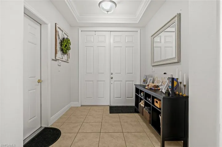 1654 Birdie Dr, Naples, Florida 34120