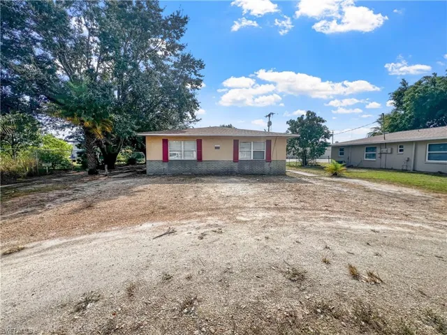 13037  1st  ST, Fort Myers, FL 33905