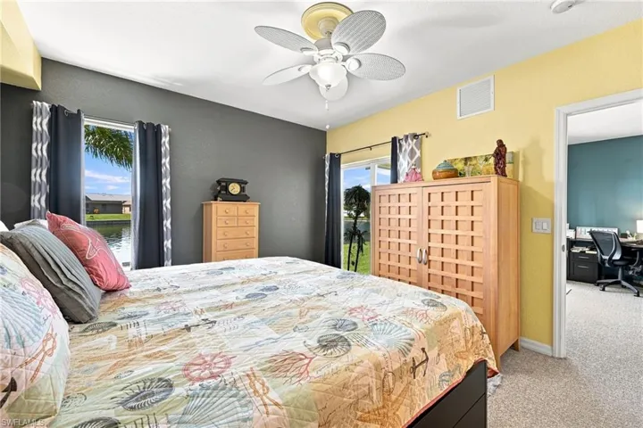 406 Sw 3rd St 102, Cape Coral, Florida 33991