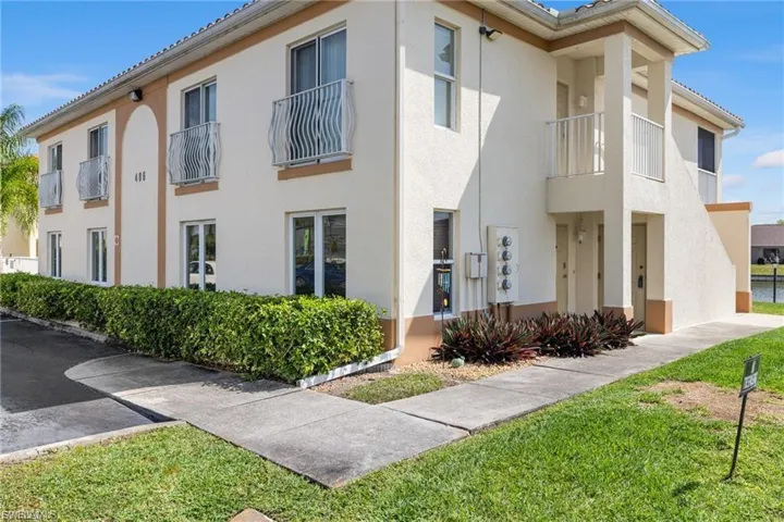 406 Sw 3rd St 102, Cape Coral, Florida 33991