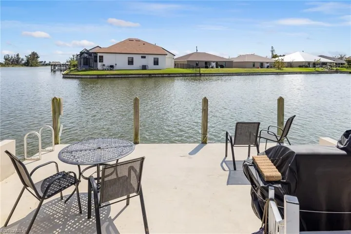 406 Sw 3rd St 102, Cape Coral, Florida 33991