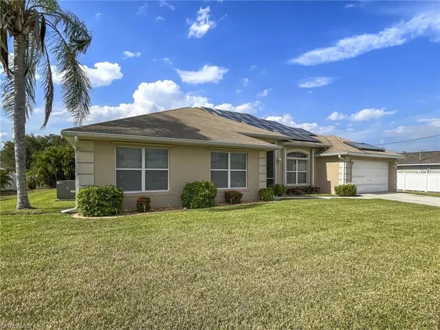 1817 Sw 22nd Ln, Cape Coral, Florida 33991