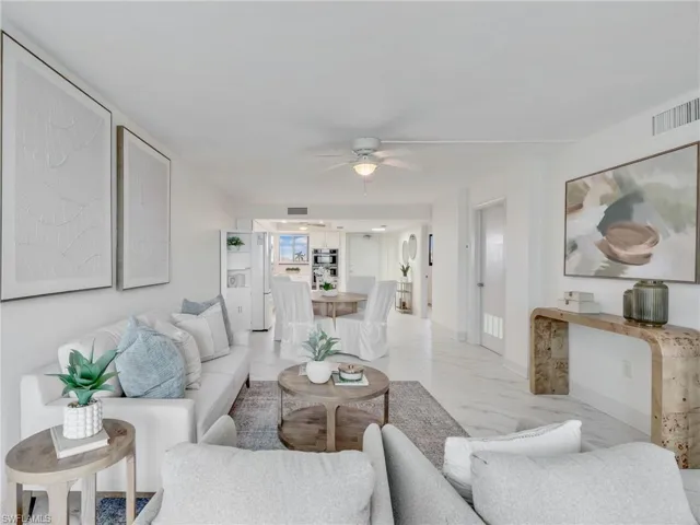 4260 SE 20th  PL, Cape Coral, FL 33904