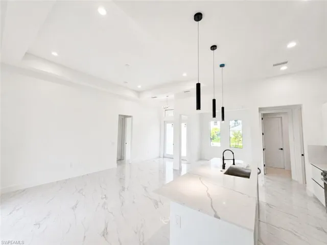 1403 Ne 19th Ter, Cape Coral, Florida 33909