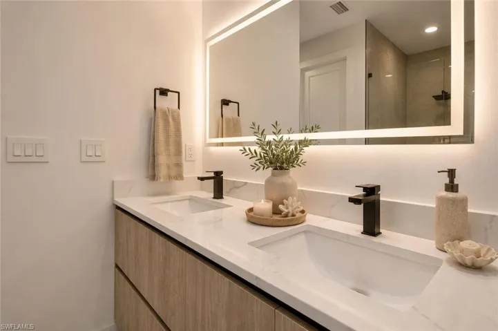 1403 Ne 19th Ter, Cape Coral, Florida 33909