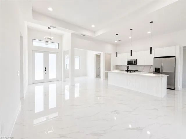 1403 Ne 19th Ter, Cape Coral, Florida 33909