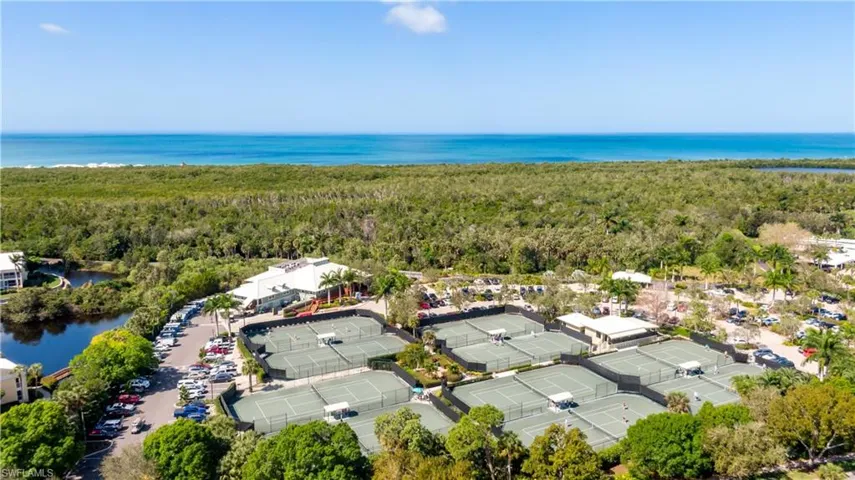 The Commons, Tennis & Beach Tram Access