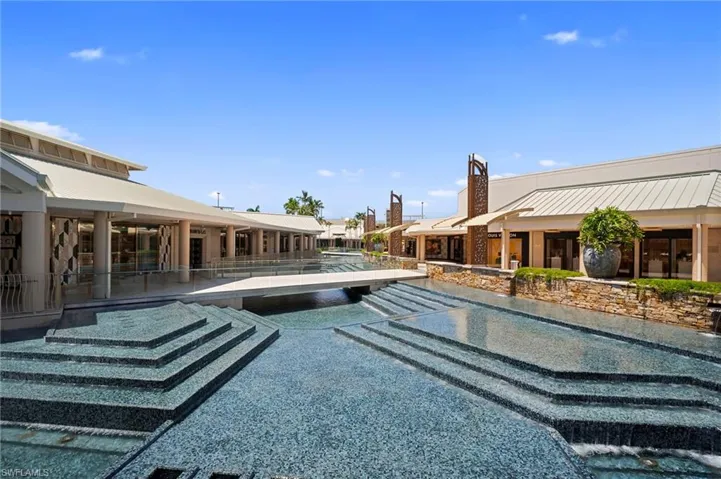 Waterside Shops within Walking Distance