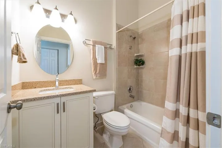 Guest Bathroom with Shower Tub combo