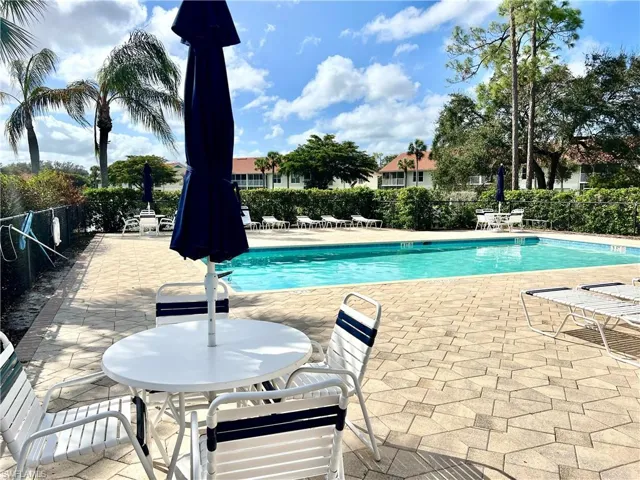 Cedar Springs Pool & Patio area