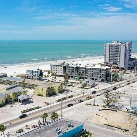 VIEWS OF THE END OF DELMAR AND DIWN THE GULF OF MEXICO.