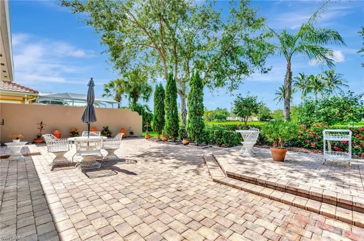 7240  Carducci  CT, Naples, FL 34114