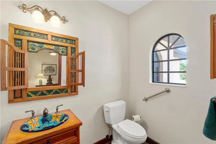27557 Shore Dr, Bonita Springs, Florida 34134