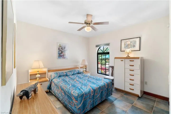 27557 Shore Dr, Bonita Springs, Florida 34134