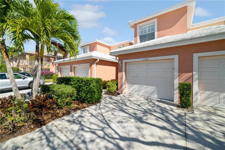 1150 Sweetwater LN # 1206, NAPLES FL 34110