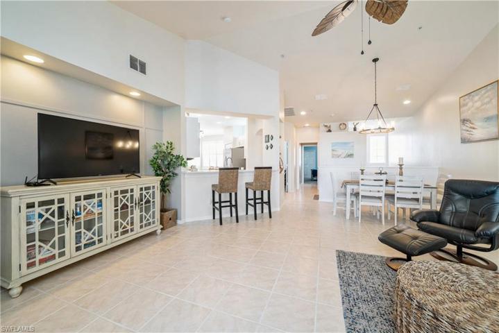 1150 Sweetwater LN # 1206, NAPLES FL 34110