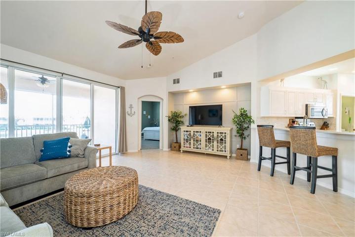 1150 Sweetwater LN # 1206, NAPLES FL 34110
