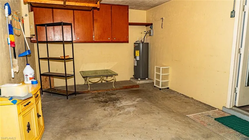 5541 Westwind Ln, Fort Myers, Florida 33919