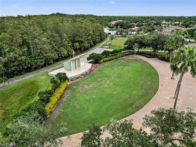 The splendid amphitheater features regular live entertainment