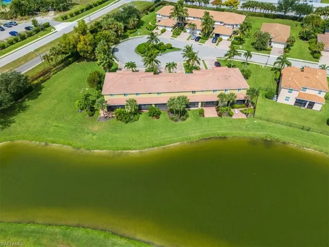 2408  Caslotti  WAY, Cape Coral, FL 33909
