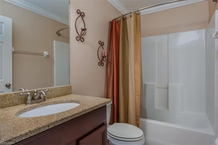 2408  Caslotti  WAY, Cape Coral, FL 33909
