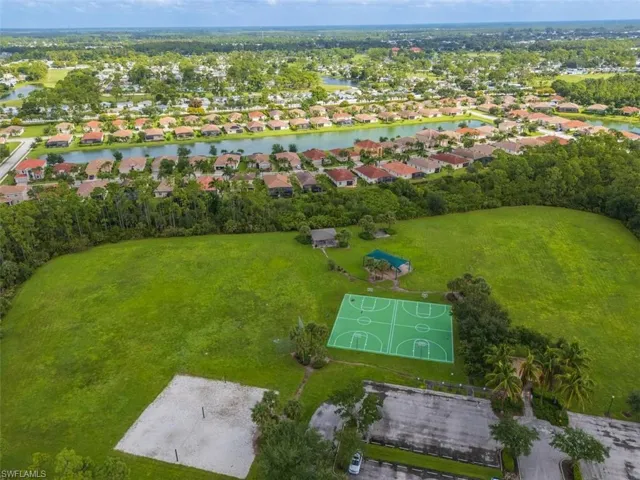 2408  Caslotti  WAY, Cape Coral, FL 33909