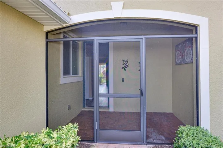 2408  Caslotti  WAY, Cape Coral, FL 33909