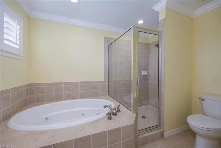 2408  Caslotti  WAY, Cape Coral, FL 33909
