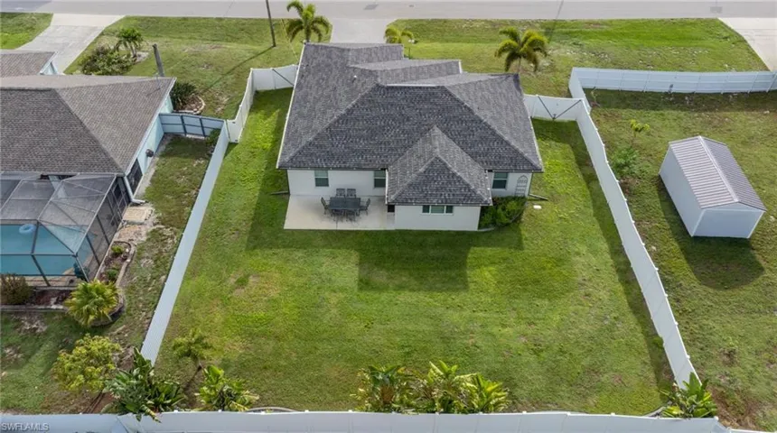 475 Ne 3rd Pl, Cape Coral, Florida 33909
