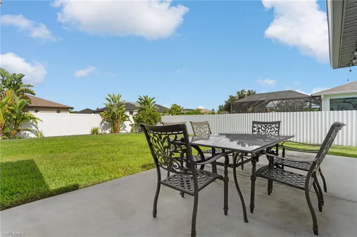 Patio outside of bonus room