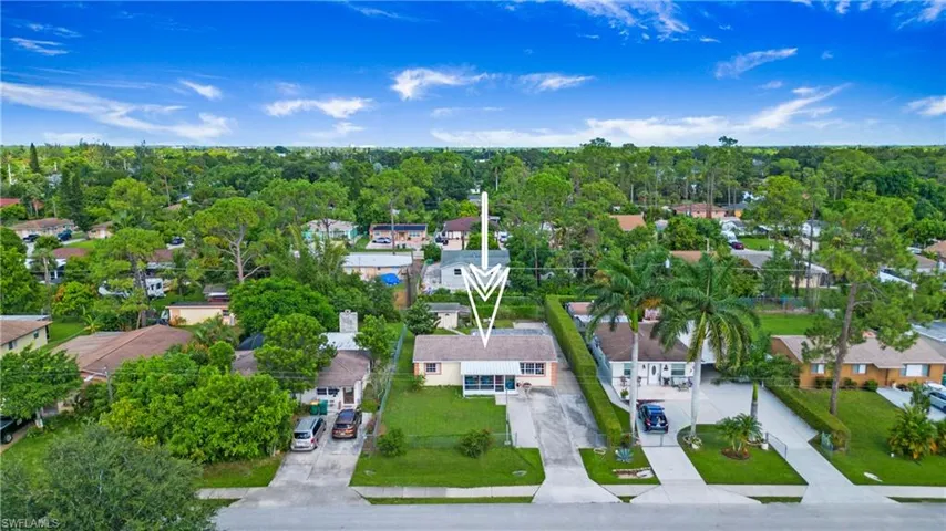 5449  Hardee  ST, Naples, FL 34113