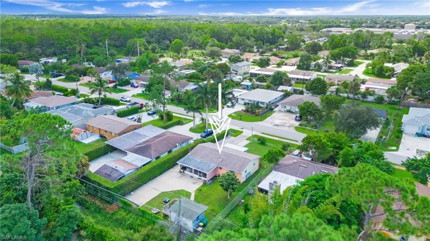 5449  Hardee  ST, Naples, FL 34113