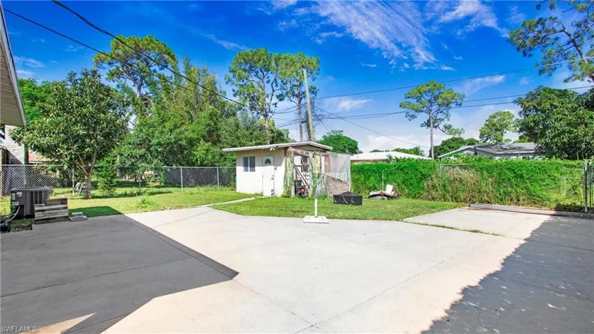 5449  Hardee  ST, Naples, FL 34113