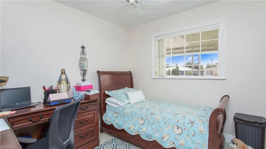 5449  Hardee  ST, Naples, FL 34113