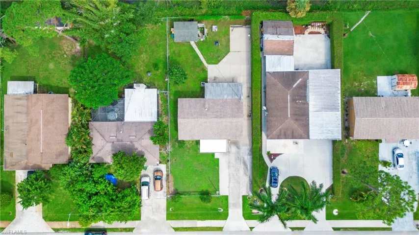 5449  Hardee  ST, Naples, FL 34113
