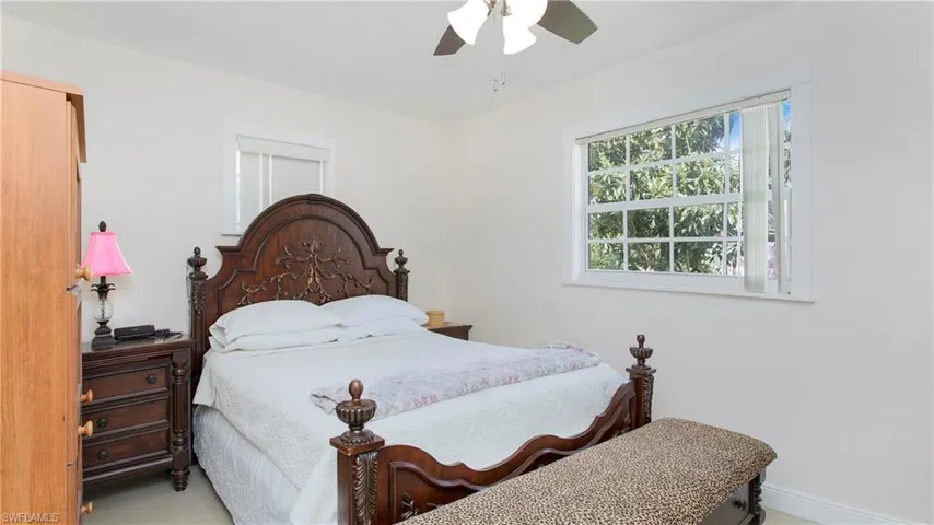 5449  Hardee  ST, Naples, FL 34113