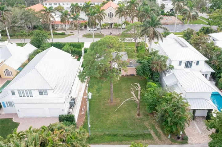 Birds eye view of rear of property
