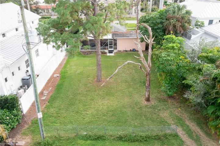 Bird's eye view of rear of property