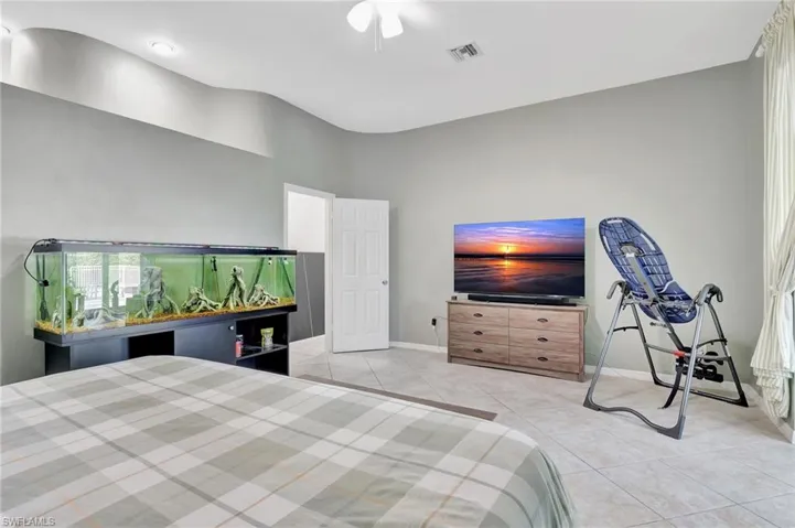 2024 Imperial Cir, Naples Fl 34110