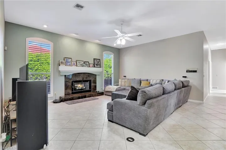 2024 Imperial Cir, Naples Fl 34110