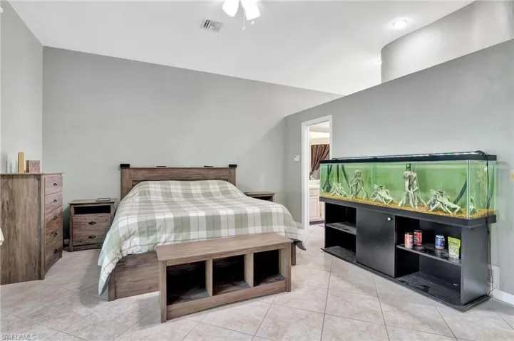 2024 Imperial Cir, Naples Fl 34110