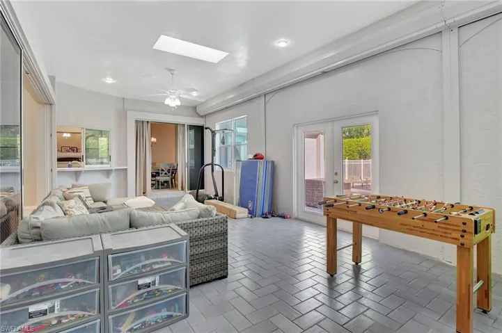 2024 Imperial Cir, Naples Fl 34110