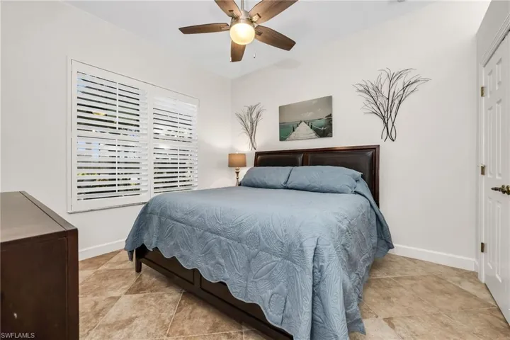 Guest Bedroom with good size closet