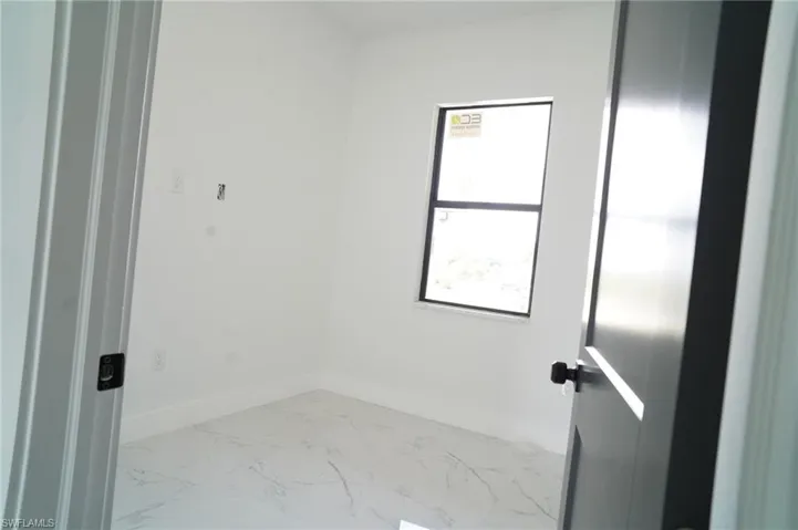 812  Chapel  AVE, Lehigh Acres, FL 33971