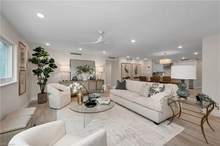 1919 Gulf Shore Blvd N # 103, Naples Fl 34102