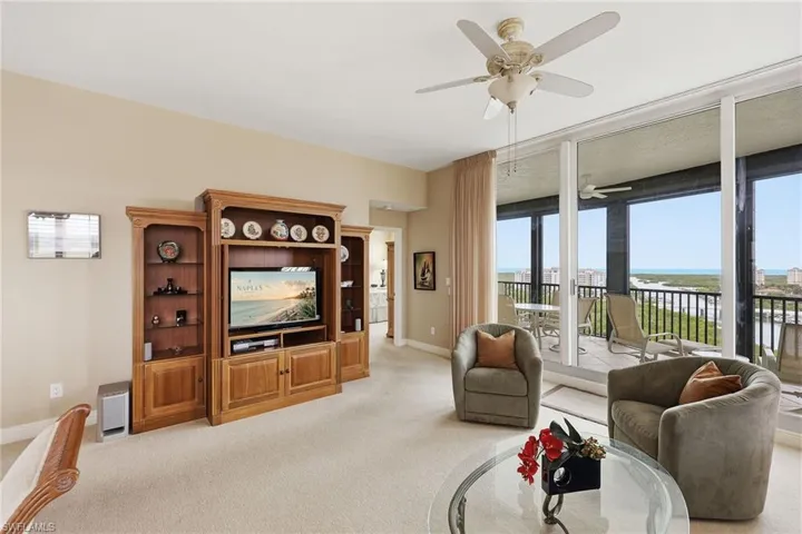 420 Cove Tower Dr 1404, Naples, Florida 34110