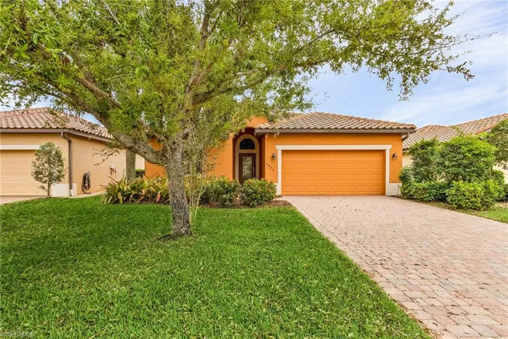 2852  Via Piazza  LOOP, Fort Myers, FL 33905