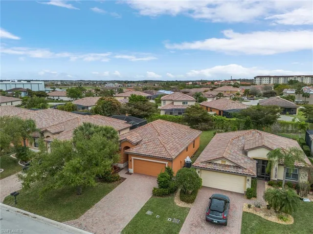 2852  Via Piazza  LOOP, Fort Myers, FL 33905